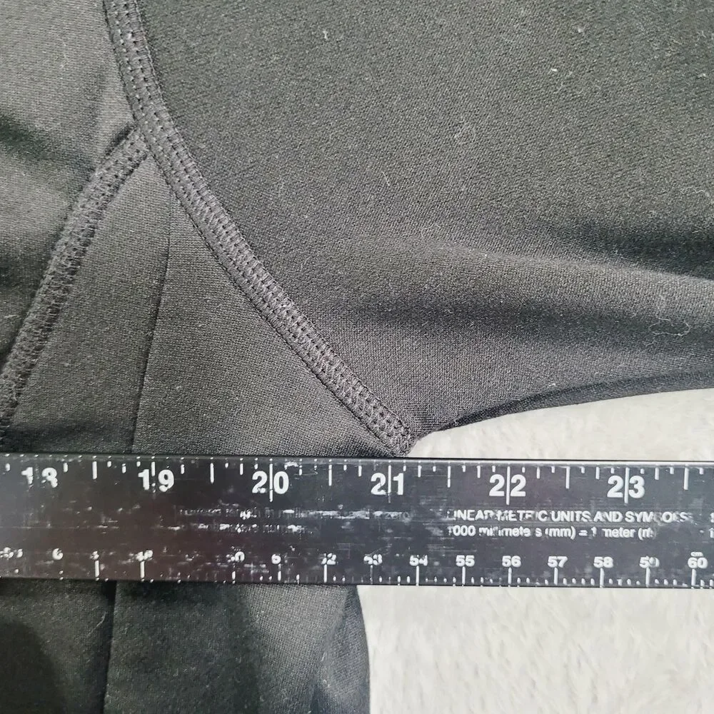 The North Face Softshell Jacket Mens Medium Black Full Zip Chest Pocket Hiking
